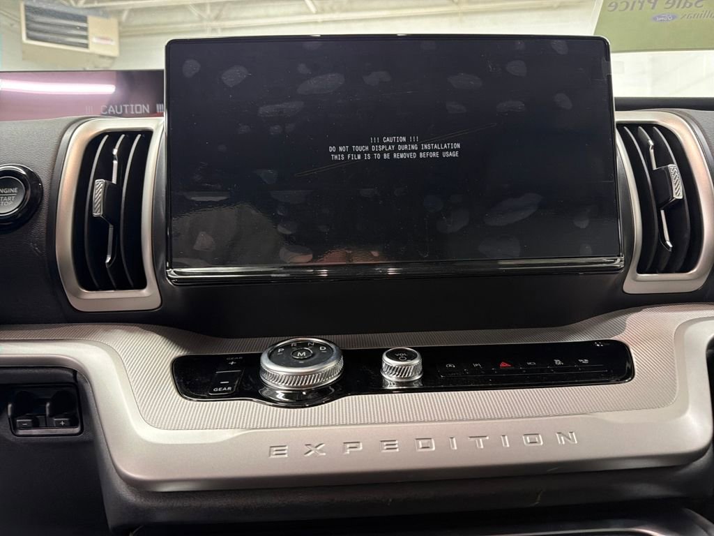 New 2026 Ford Expedition Active image 19