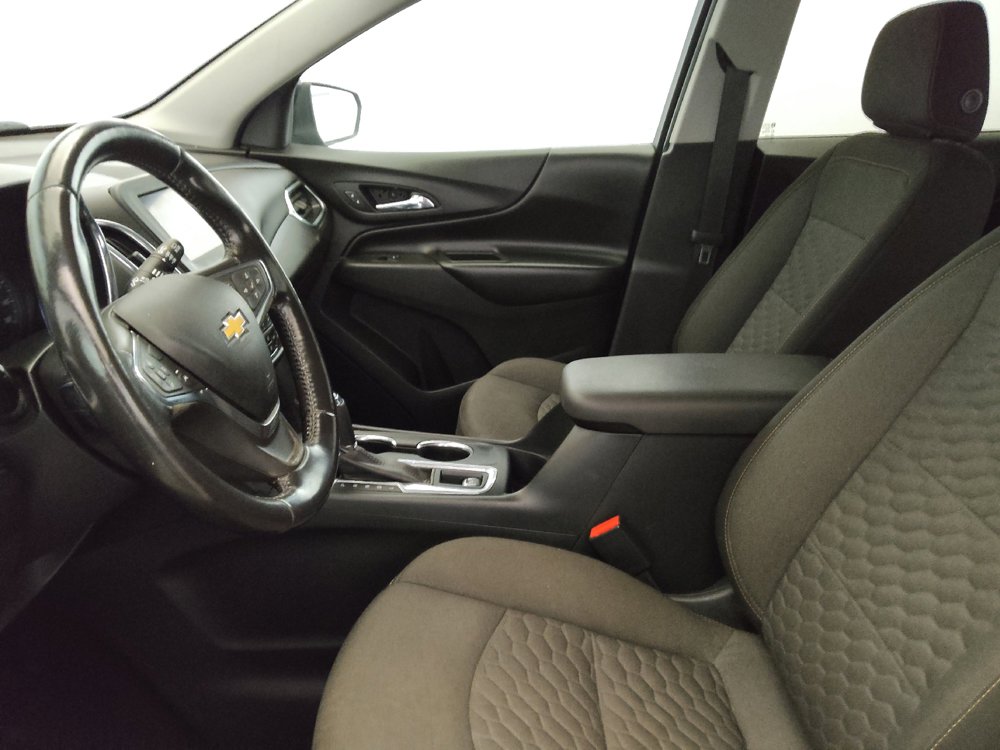 Used 2020 Chevrolet Equinox LT AWD/4WD image 17