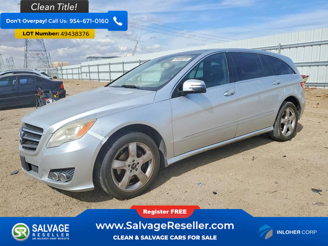 Used 2011 Mercedes-Benz R 350 4MATIC image 1