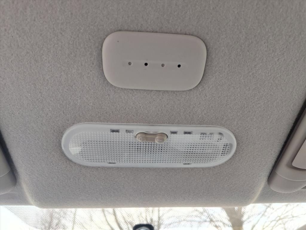 Used 2019 Nissan Versa S Plus image 19