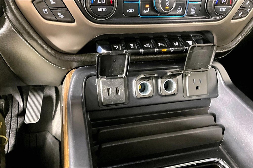 Certified 2019 GMC Sierra 2500 Denali w/ Duramax Plus Package image 17