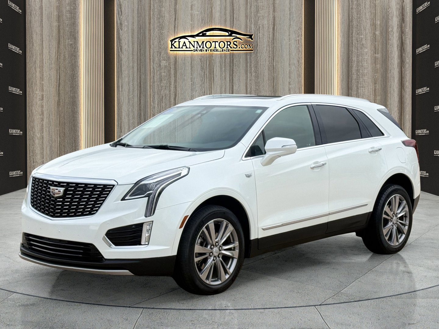 Used 2024 Cadillac XT5 Premium Luxury FWD image 4