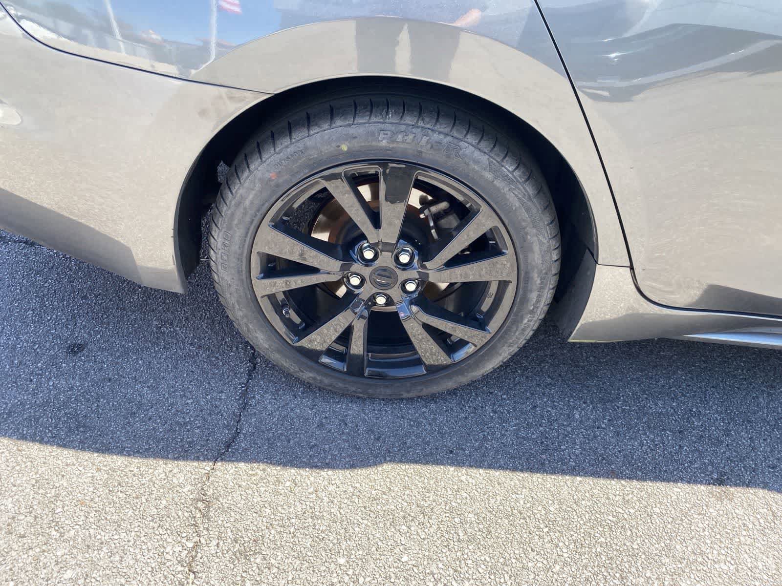 Used 2017 Nissan Maxima 3.5 SV FWD image 6