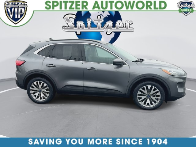 Used 2022 Ford Escape Titanium w/ Class II Trailer Tow Package AWD/4WD image 16