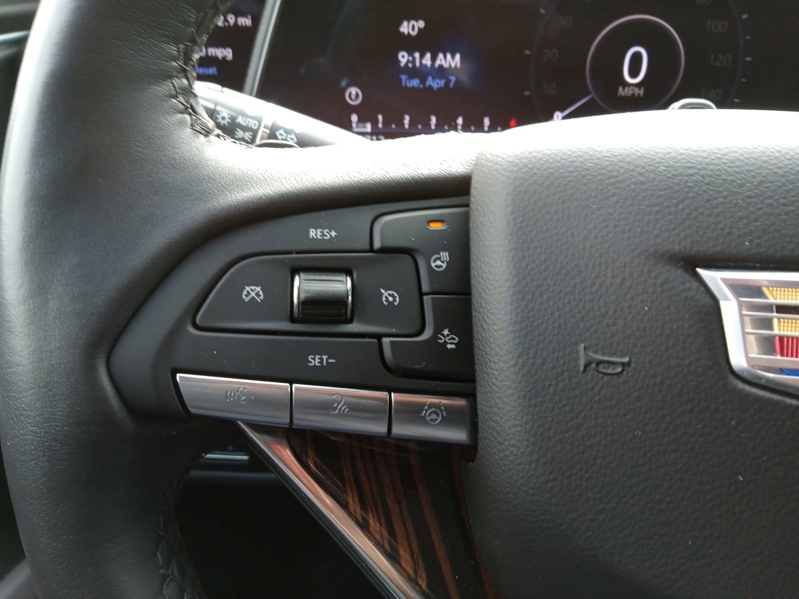 Used 2024 Cadillac Escalade Premium Luxury w/ Performance Package image 22