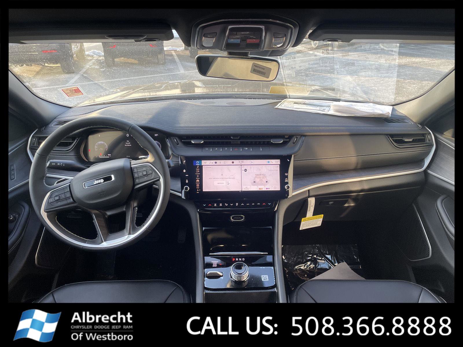 New 2026 Jeep Grand Cherokee Limited image 18