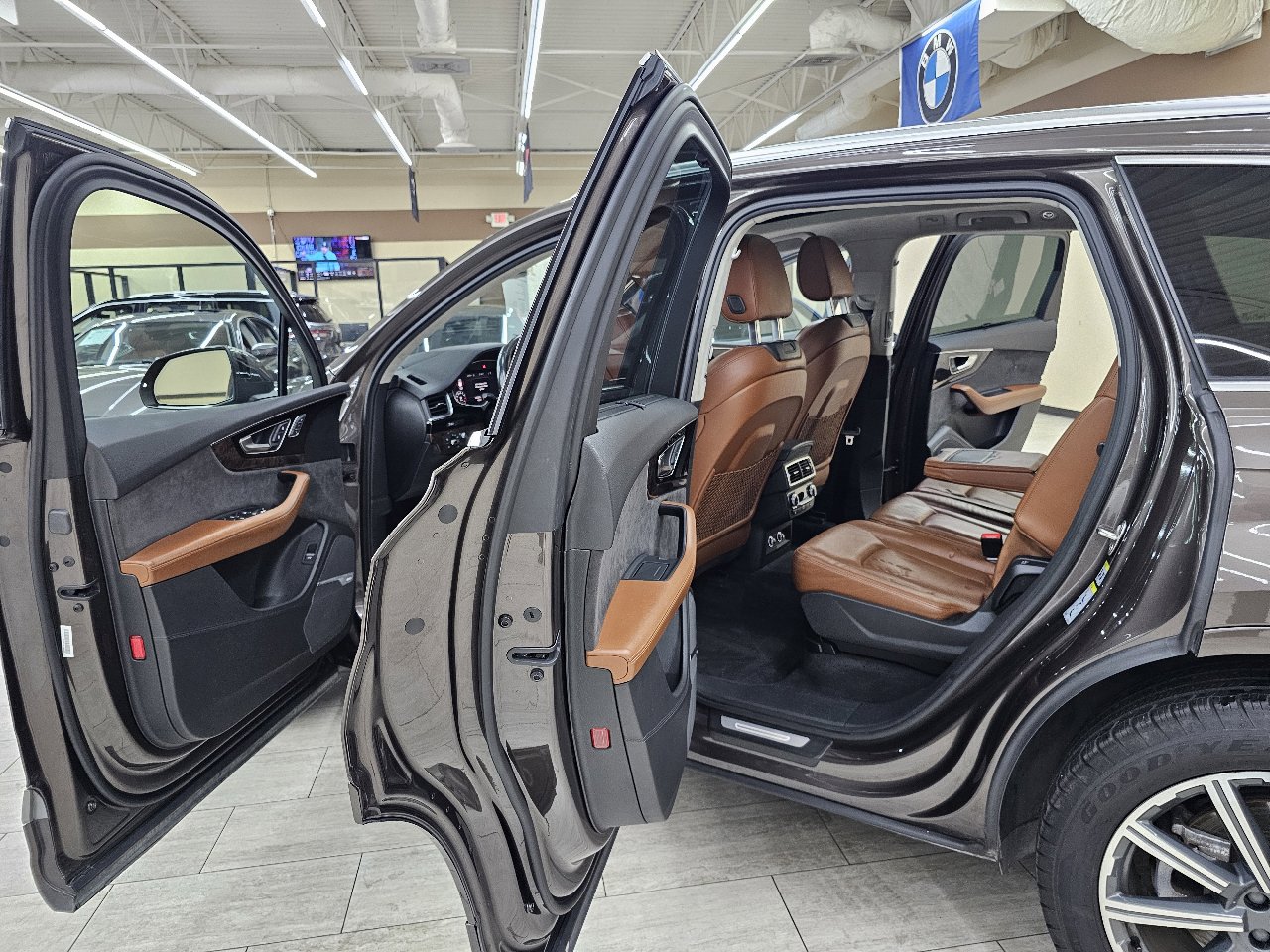 Used 2018 Audi Q7 3.0T Prestige image 17