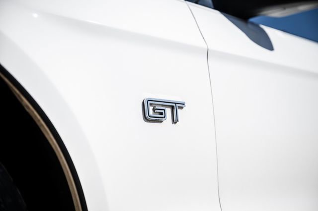 Used 2010 Ford Mustang GT Premium image 23