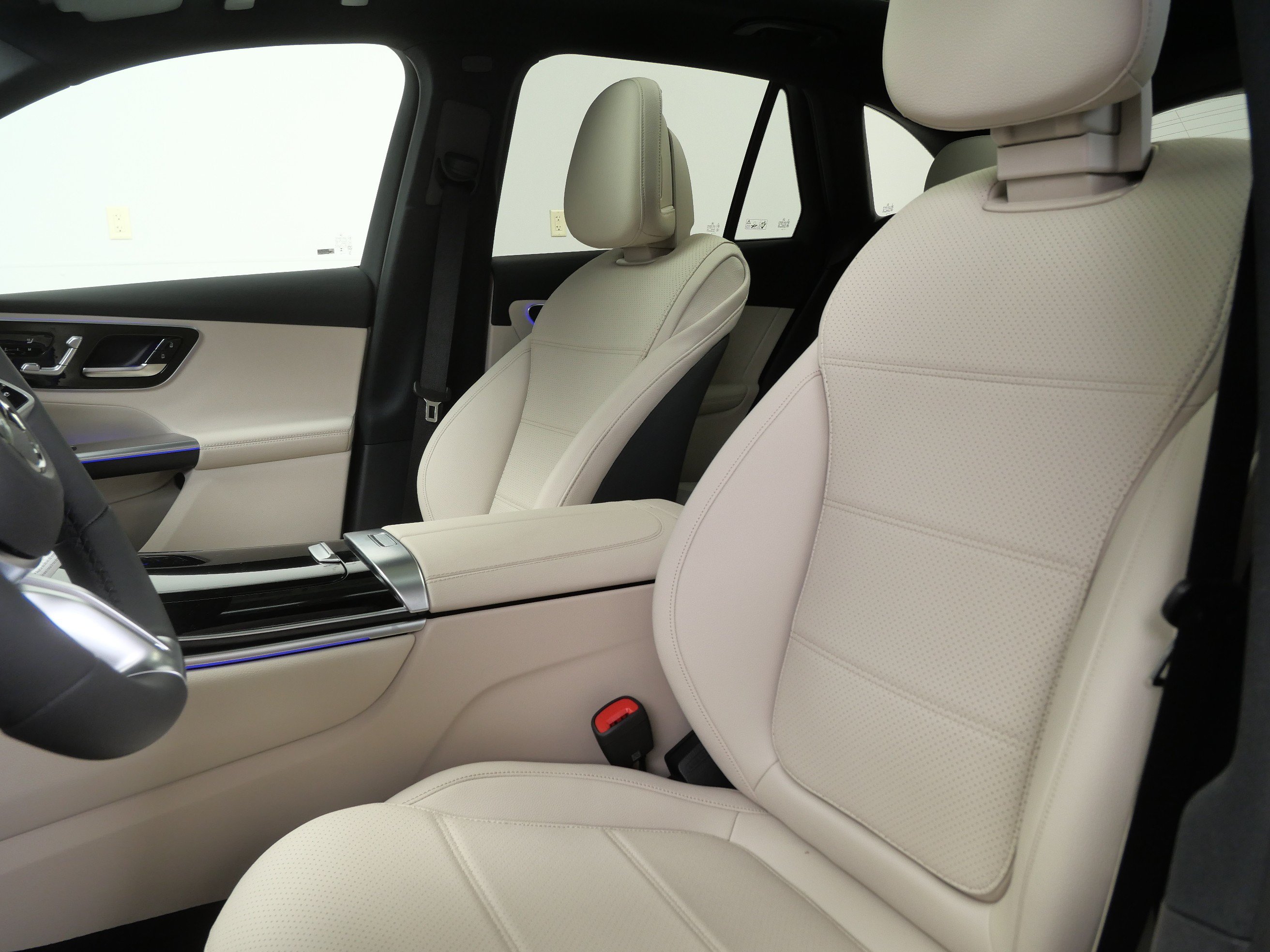 New 2026 Mercedes-Benz GLC 300 4MATIC image 8