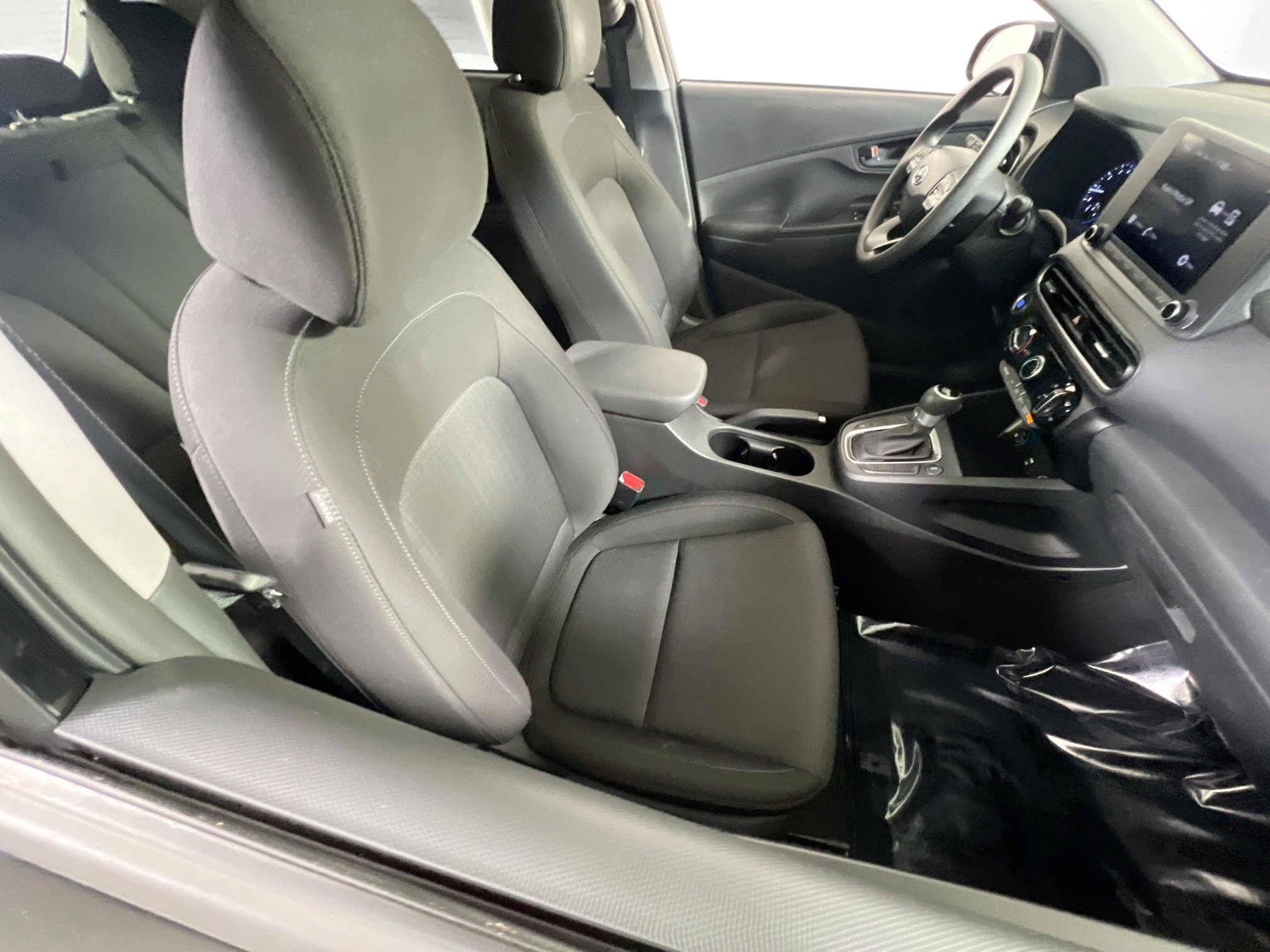 Used 2022 Hyundai Kona SEL w/ Cargo Package image 25