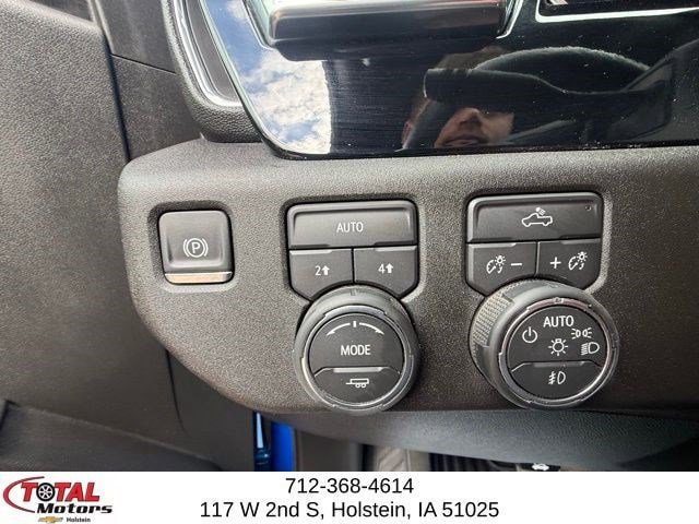 Used 2026 Chevrolet Silverado 1500 RST AWD/4WD image 15