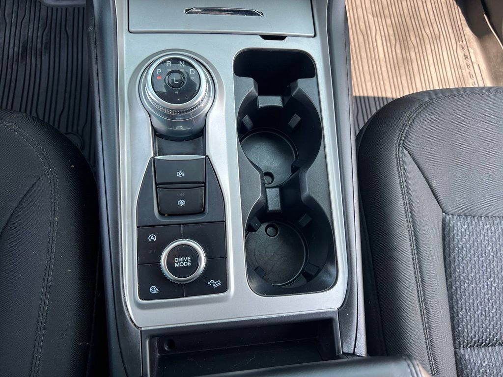 Used 2024 Ford Explorer XLT AWD/4WD image 33