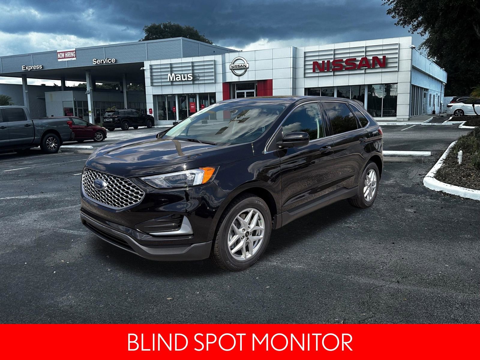 Used 2024 Ford Edge SEL AWD/4WD image 9