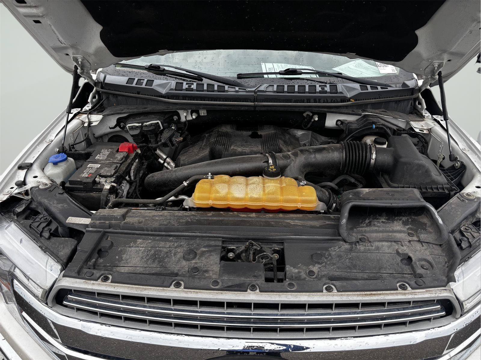 Used 2018 Ford F150 Lariat w/ Equipment Group 502A Luxury AWD/4WD image 21