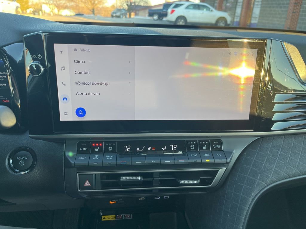 Used 2025 Toyota Camry XLE w/ Premium Package image 68