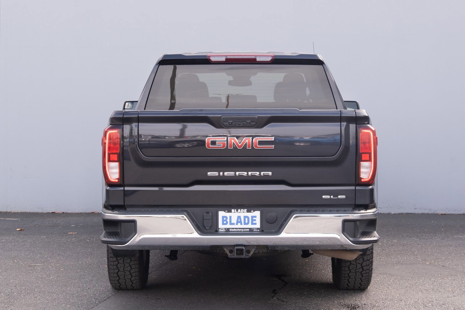 Used 2023 GMC Sierra 1500 SLE image 21