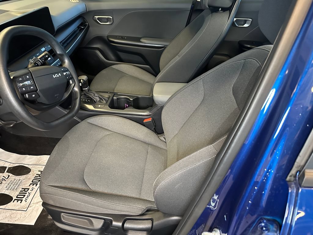Used 2025 Kia K4 LXS FWD image 20