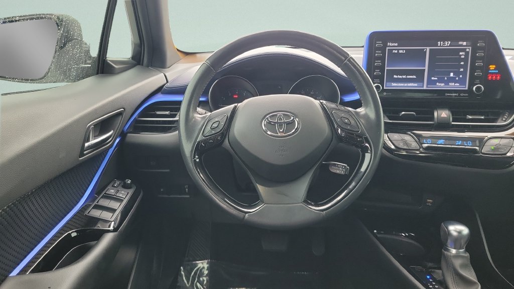 Used 2021 Toyota C-HR XLE FWD image 11