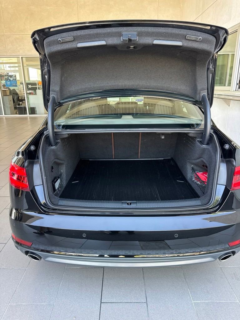 Used 2017 Audi A4 2.0T Prestige AWD/4WD image 11