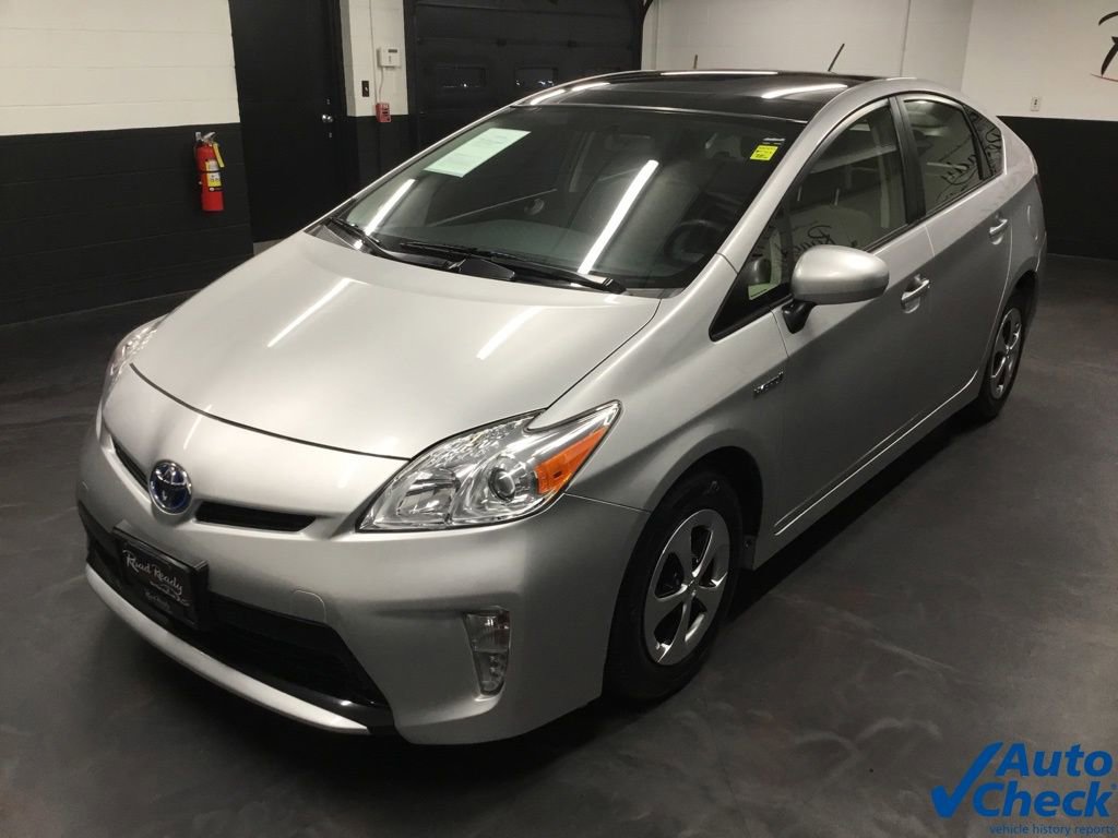 Used 2015 Toyota Prius Three w/ Solar Roof Package image 6