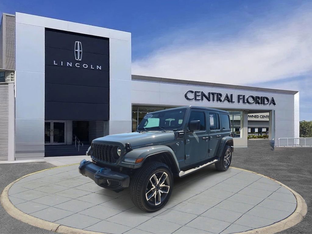 Used 2024 Jeep Wrangler Unlimited w/ Convenience Group AWD/4WD image 8