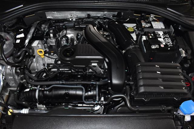 Used 2024 Volkswagen Jetta SE image 10