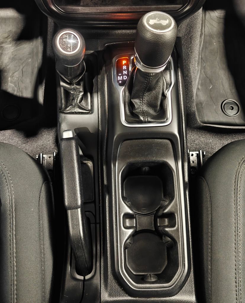 Used 2021 Jeep Wrangler Willys image 9