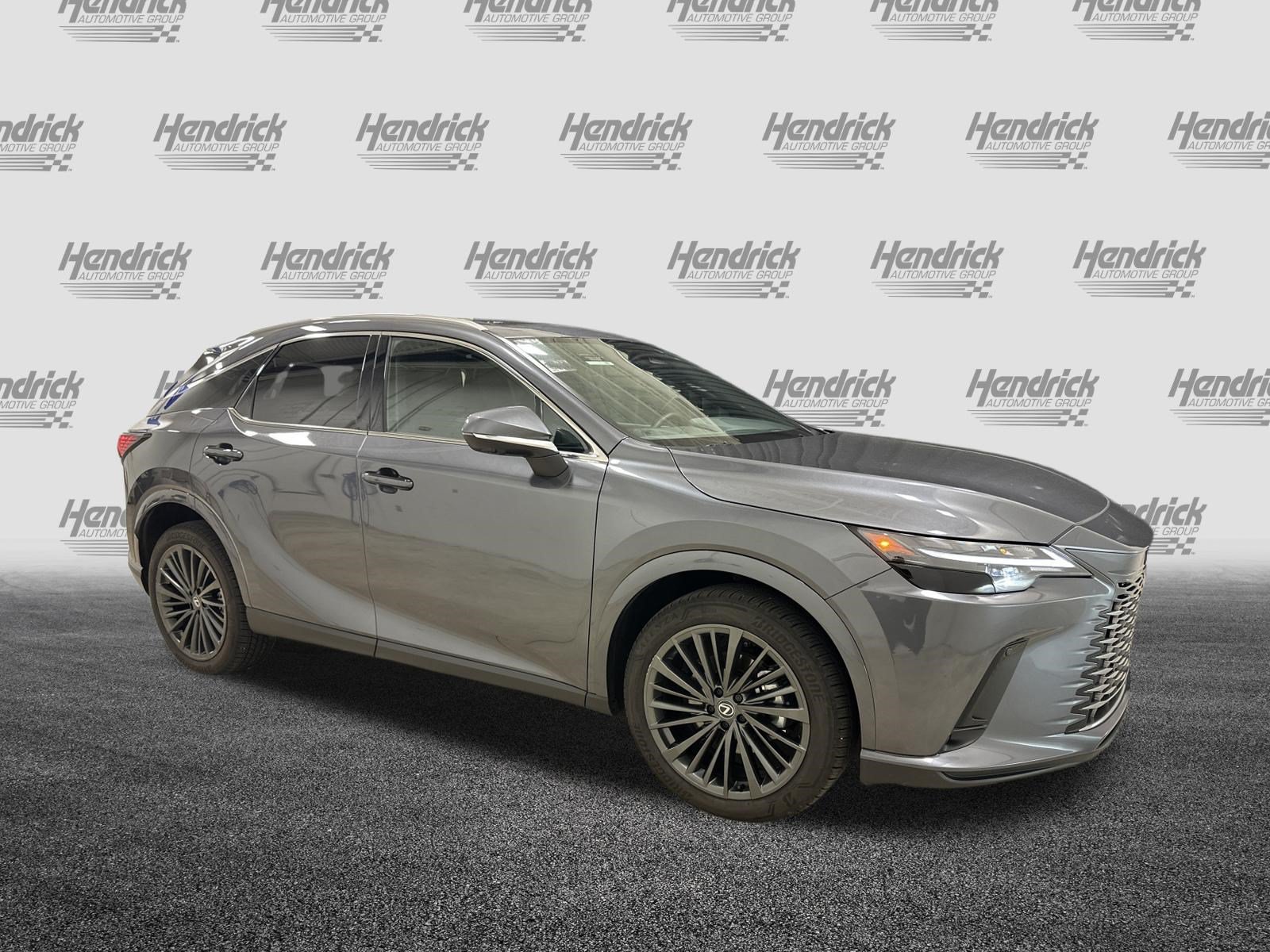 Used 2025 Lexus RX 350 Premium w/ Convenience Package AWD/4WD image 2