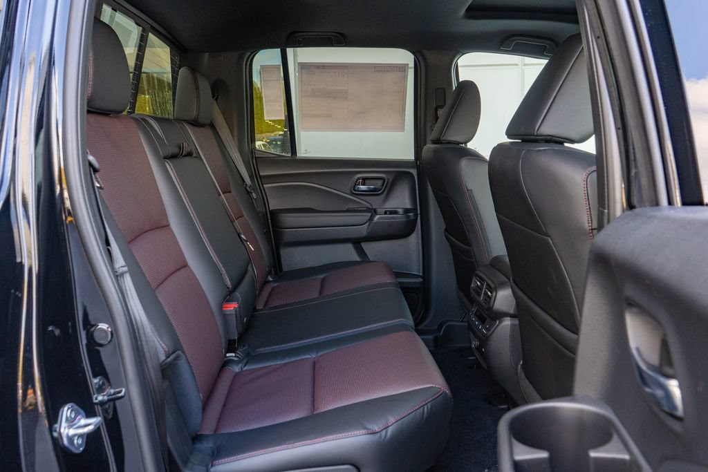 New 2026 Honda Ridgeline Black Edition image 14