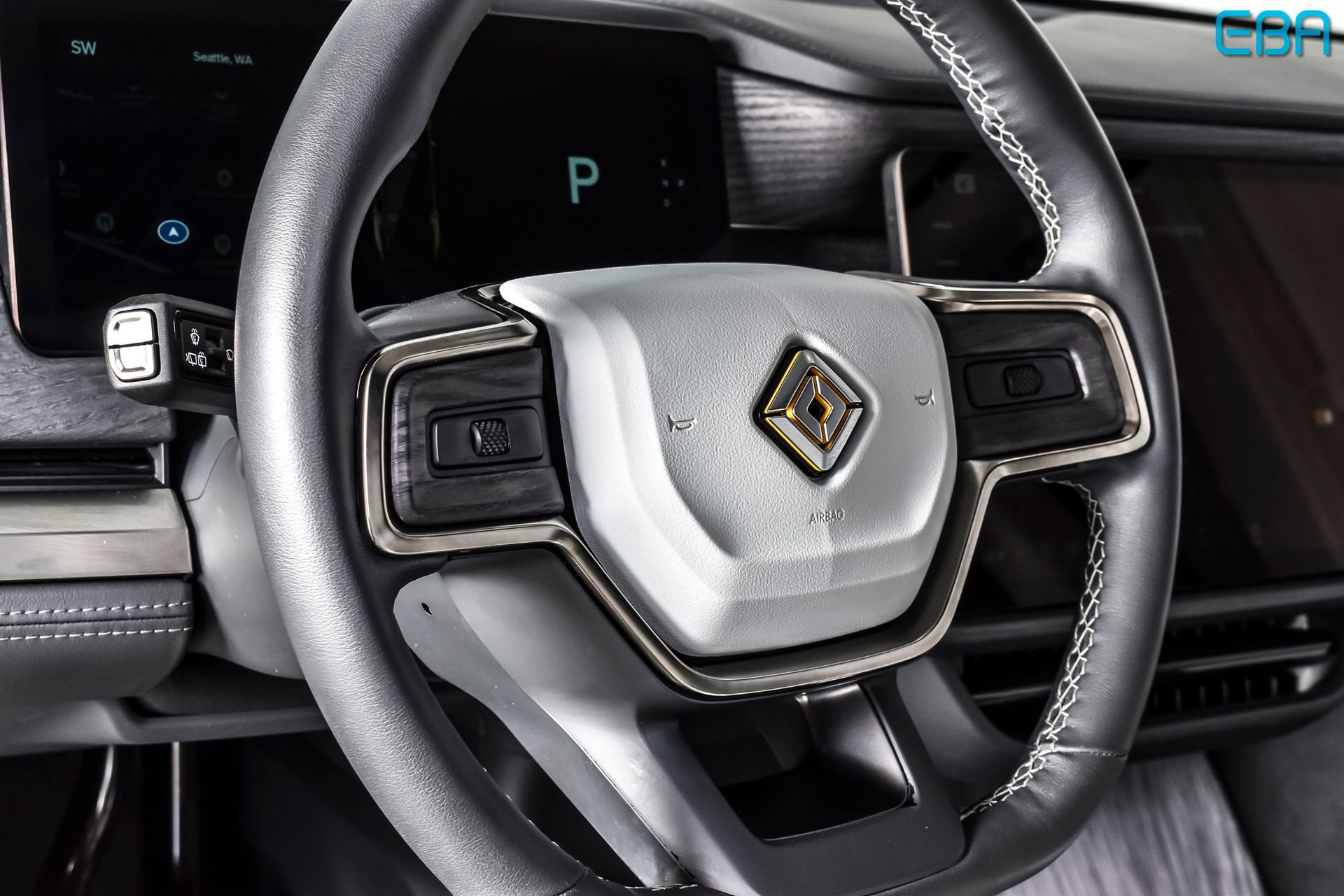 Used 2023 Rivian R1S Adventure AWD/4WD image 16