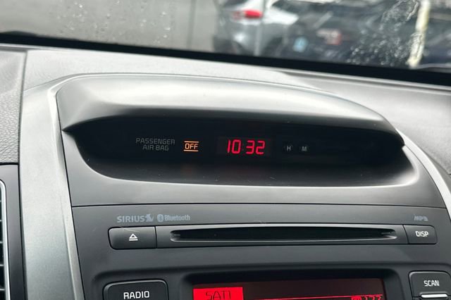 Used 2014 Kia Sorento LX image 29