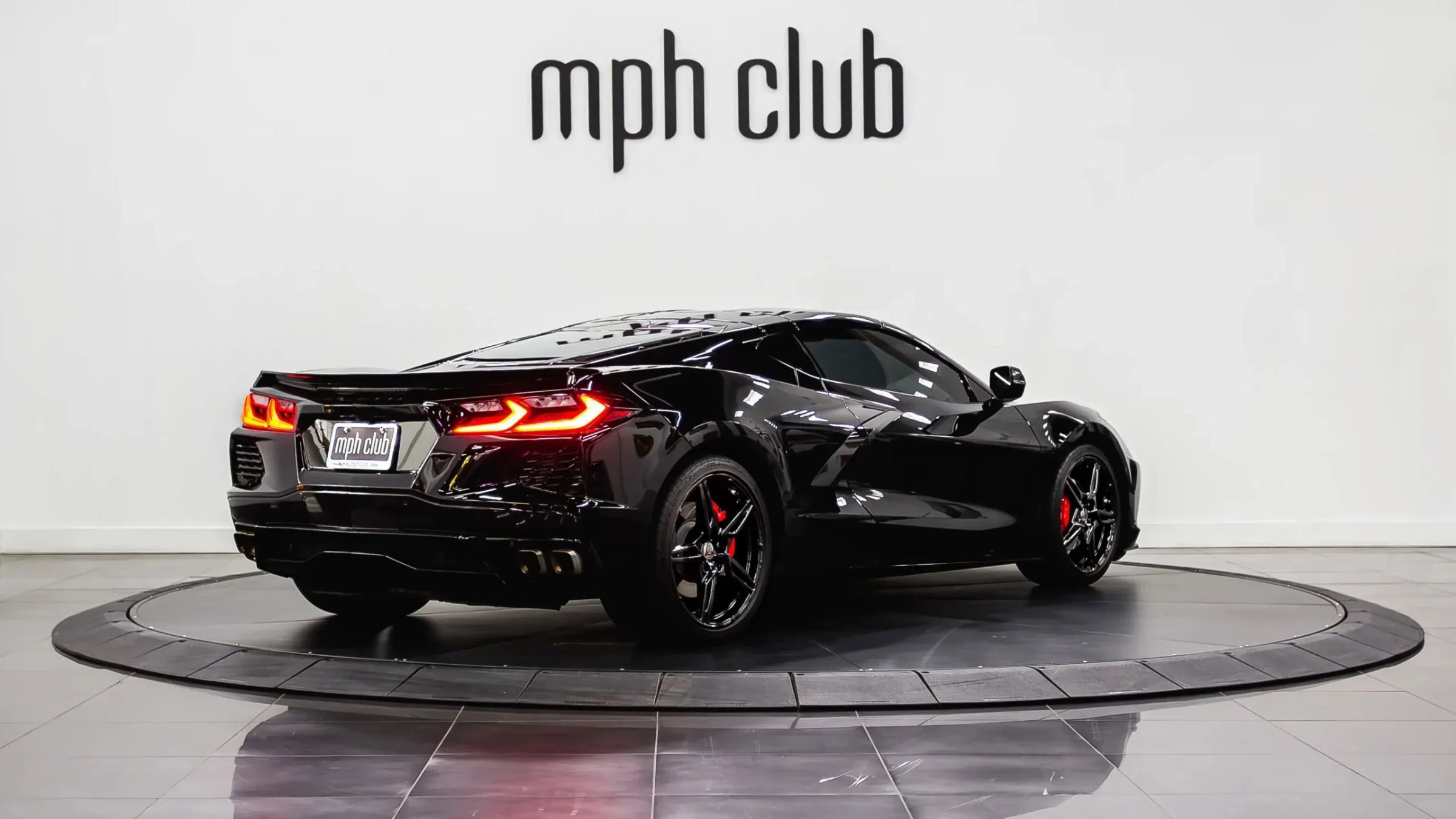 Used 2023 Chevrolet Corvette Stingray Coupe w/ 1LT image 11