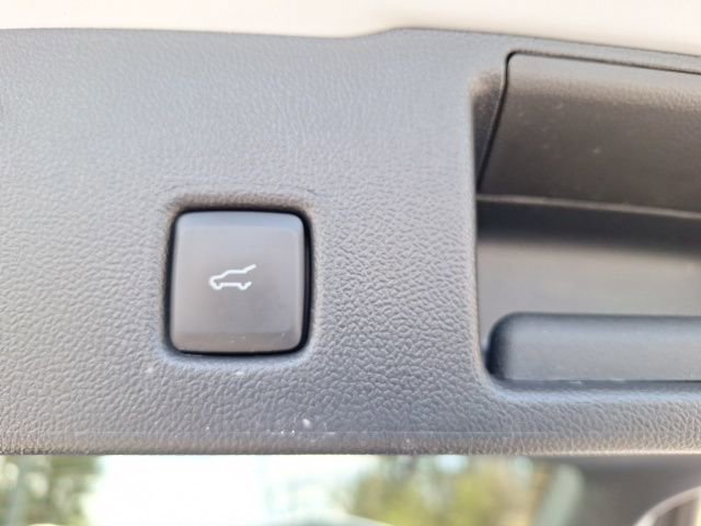 Certified 2025 Ford Escape ST-Line w/ Equipment Group 301A image 19