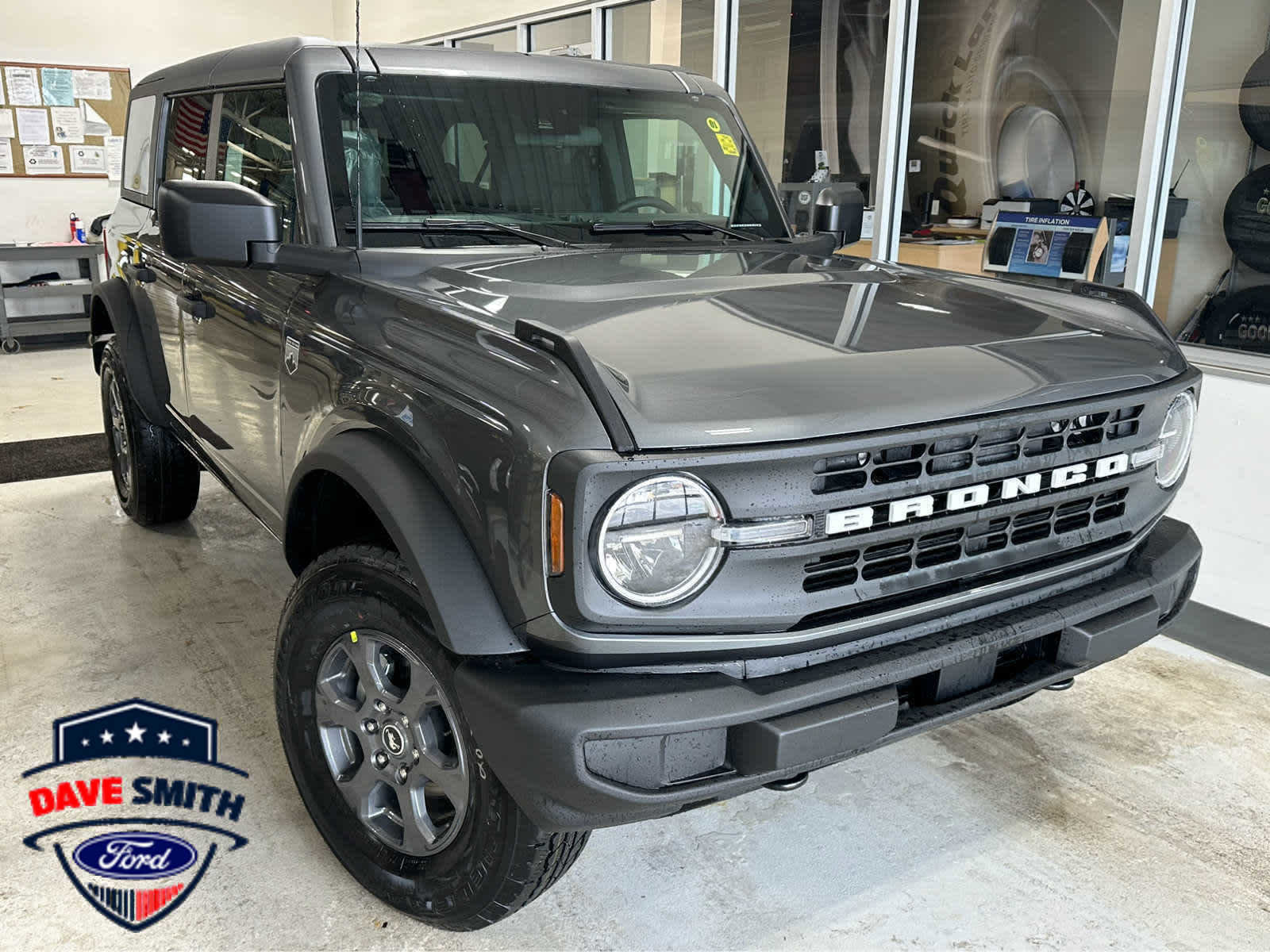 New 2025 Ford Bronco Big Bend AWD/4WD image 1