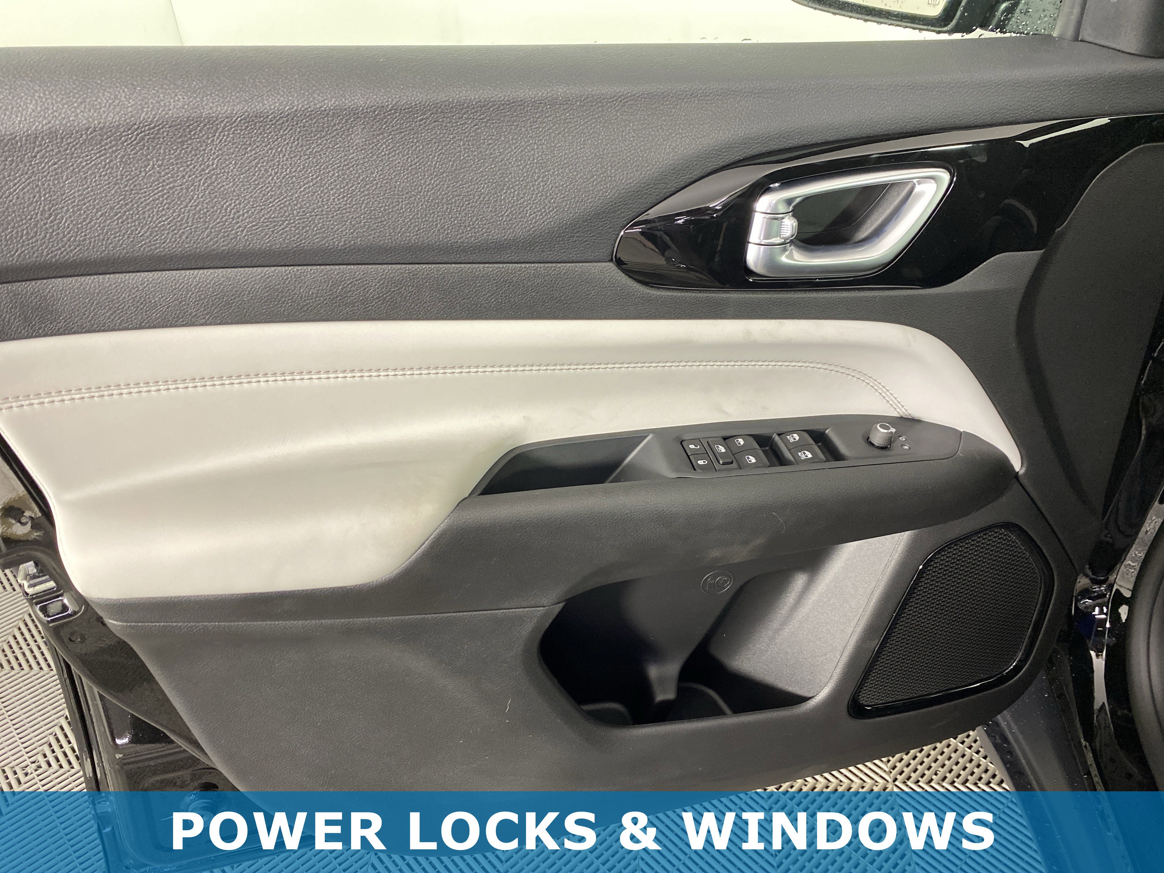 New 2026 Jeep Compass Limited image 12