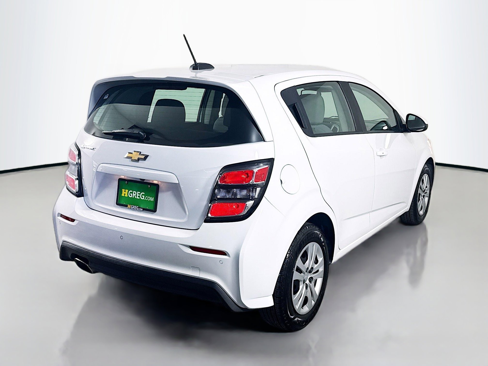 Used 2020 Chevrolet Sonic LT image 10