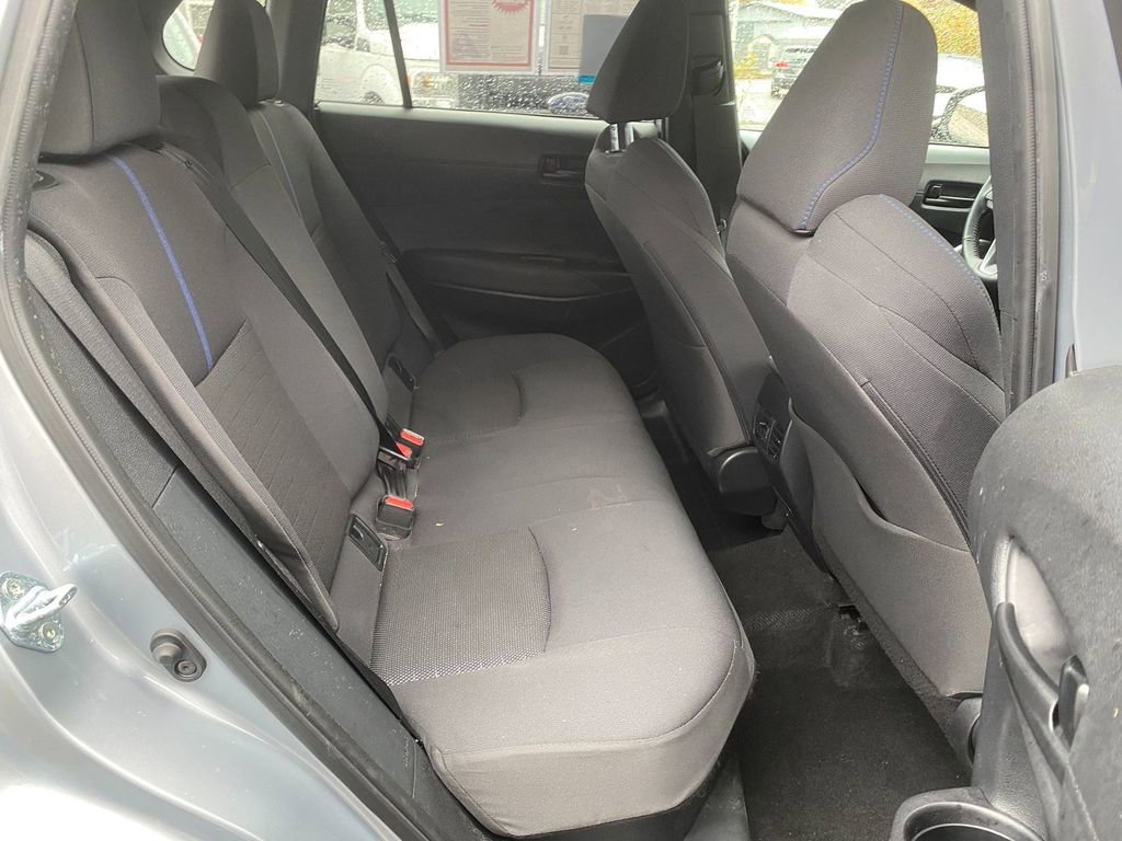 Used 2024 Toyota Corolla Cross SE image 26