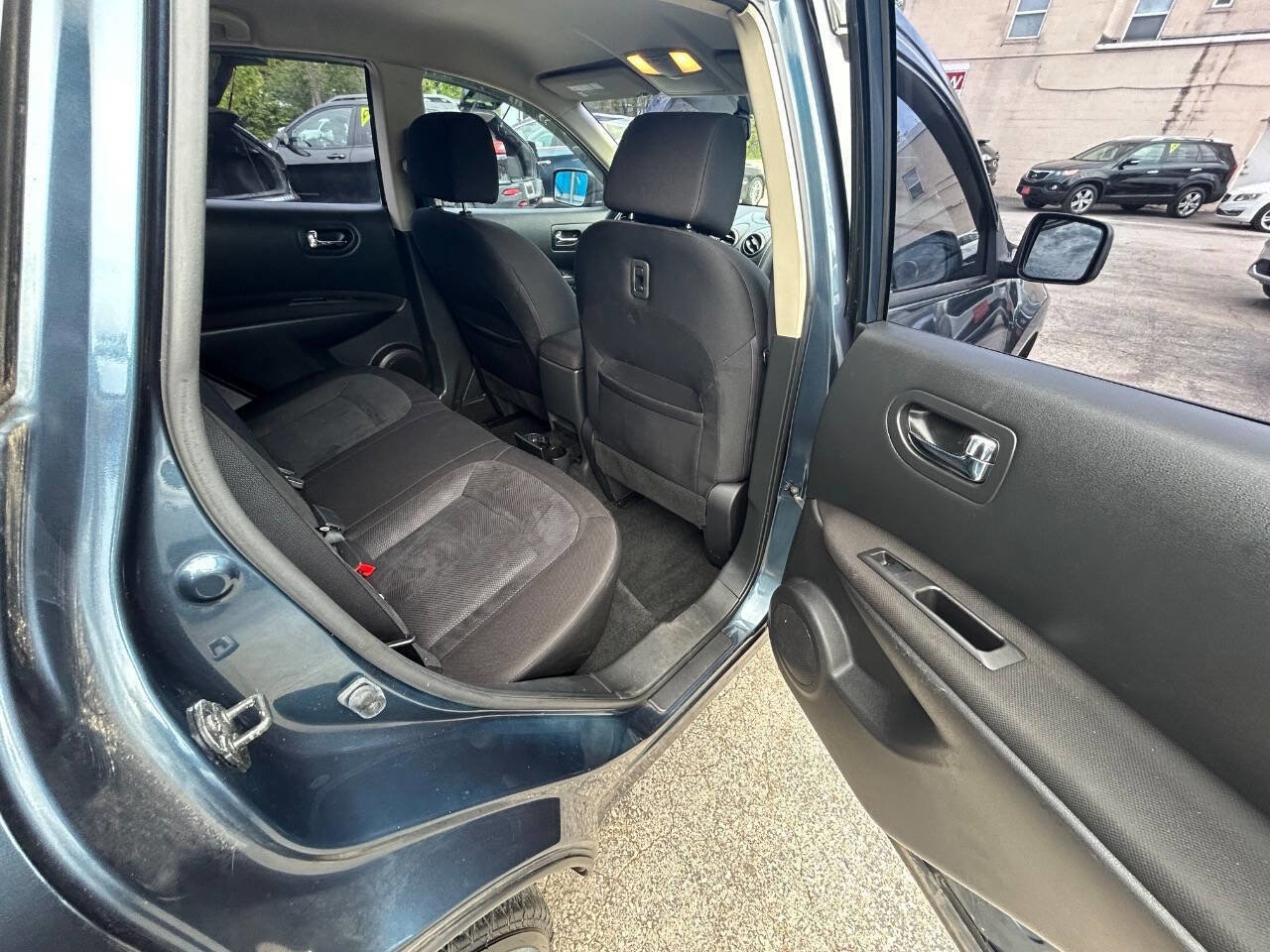 Used 2014 Nissan Rogue S w/ Convenience Package image 8