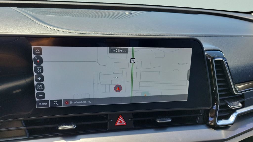 Used 2024 Kia Sportage EX image 18