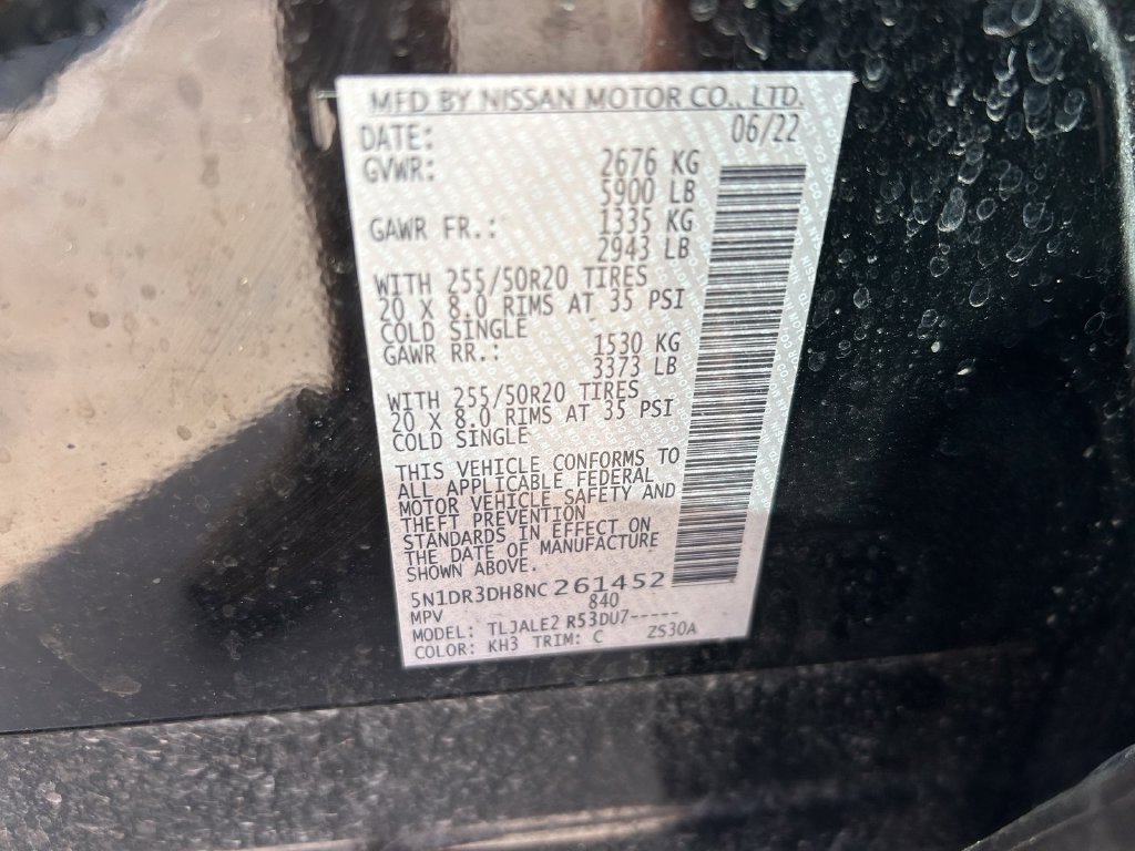 Used 2022 Nissan Pathfinder Platinum w/ Cargo Package FWD image 10