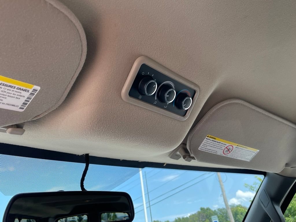 Used 2024 Chevrolet Express 3500 LS RWD image 16