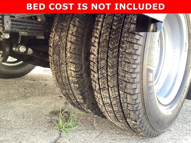 New 2025 GMC Sierra 3500 Pro w/ Convenience Package image 11