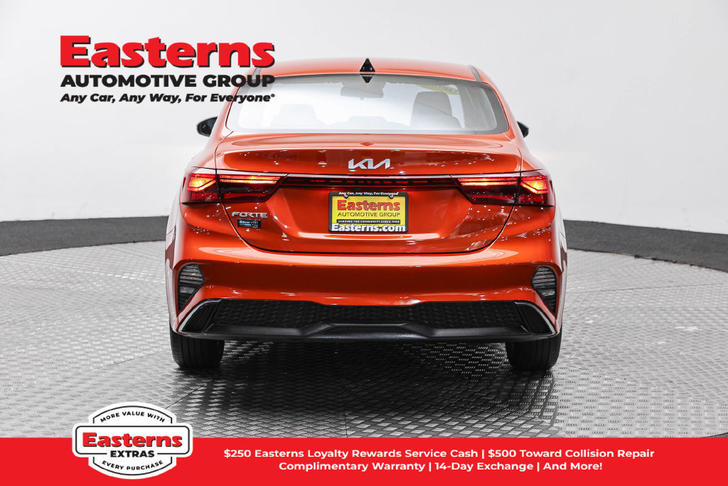 Used 2023 Kia Forte LXS w/ LXS Technology Package FWD image 6