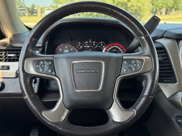 Used 2016 GMC Yukon Denali w/ Open Road Package RWD image 13