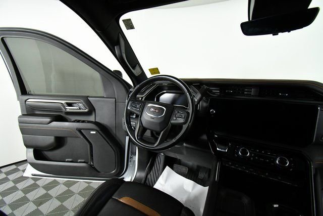 Used 2025 GMC Sierra 3500 AT4 w/ AT4 Premium Plus Package image 20