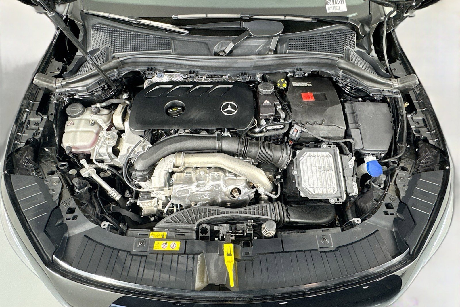Certified 2025 Mercedes-Benz GLA 250 image 11