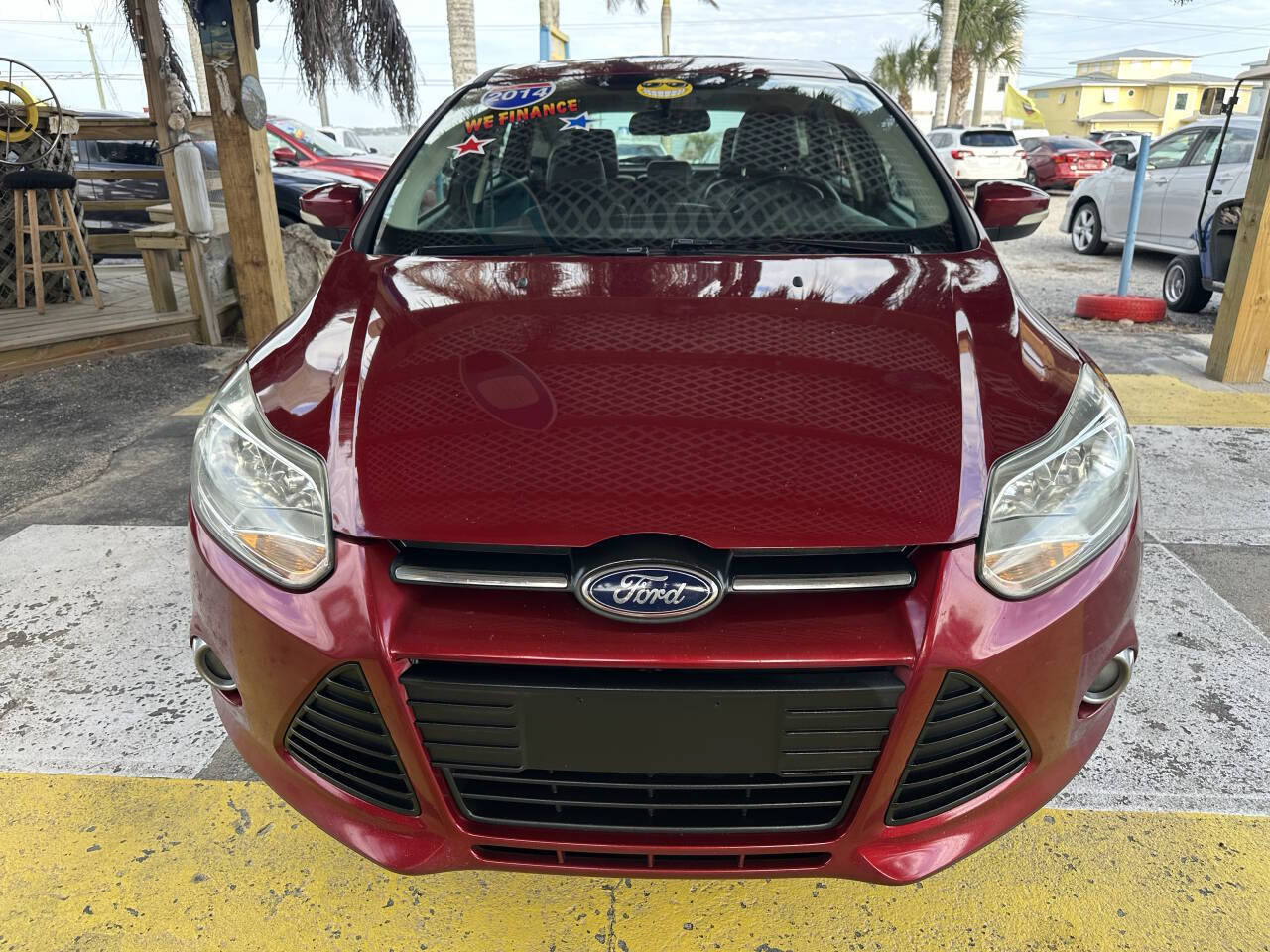 Used 2014 Ford Focus SE w/ Equipment Group 201A FWD image 3