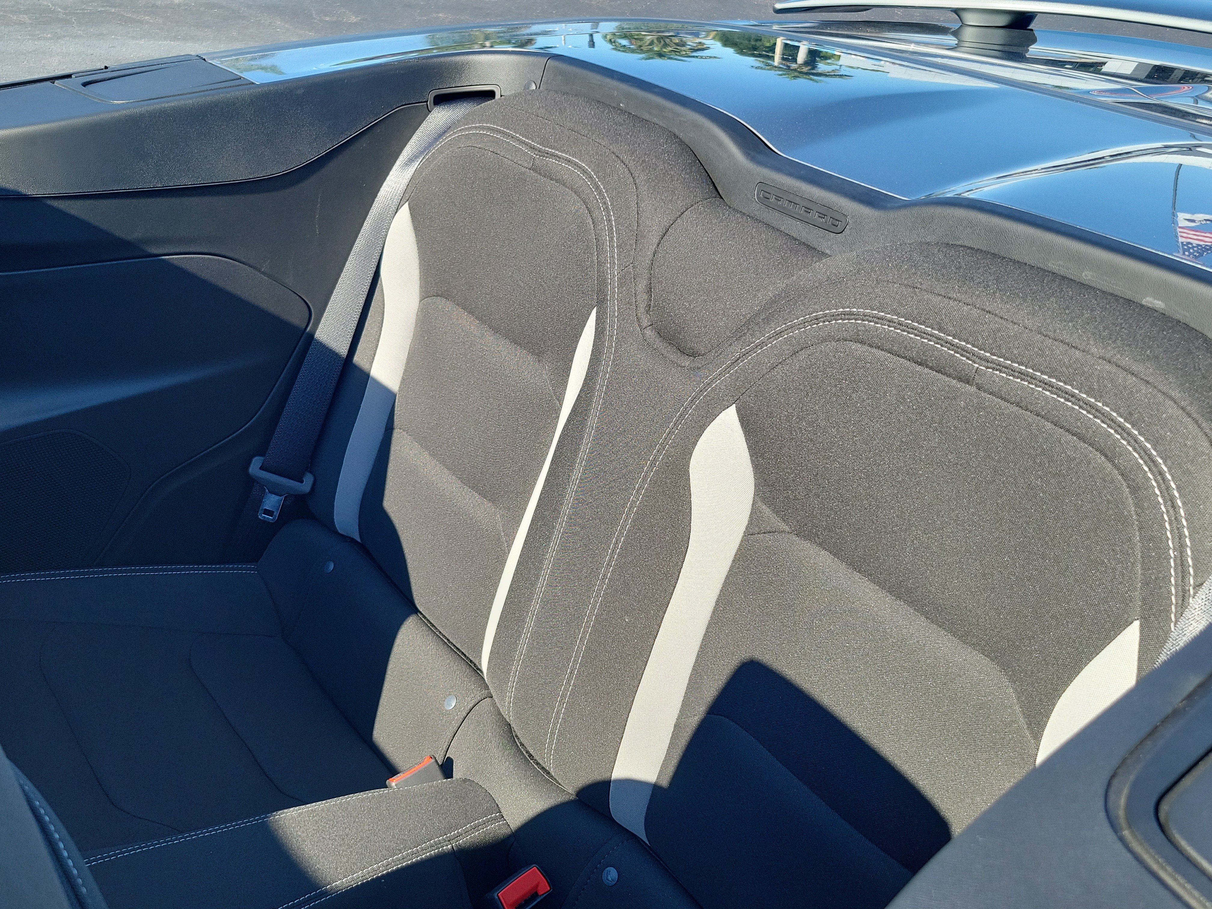 Used 2024 Chevrolet Camaro LT w/ Technology Package RWD image 10