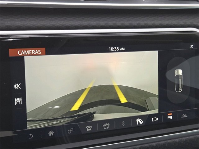 Used 2019 Land Rover Range Rover Velar image 23