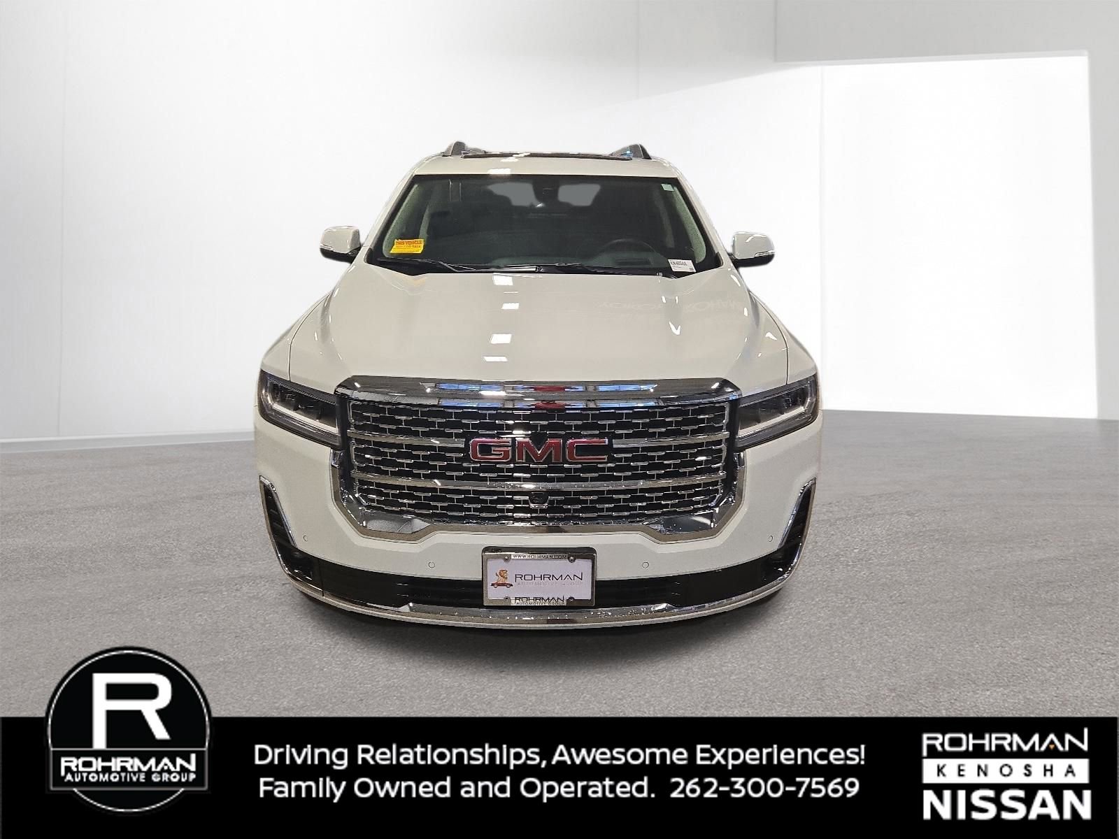 Used 2023 GMC Acadia Denali w/ Denali Ultimate Package AWD/4WD image 9